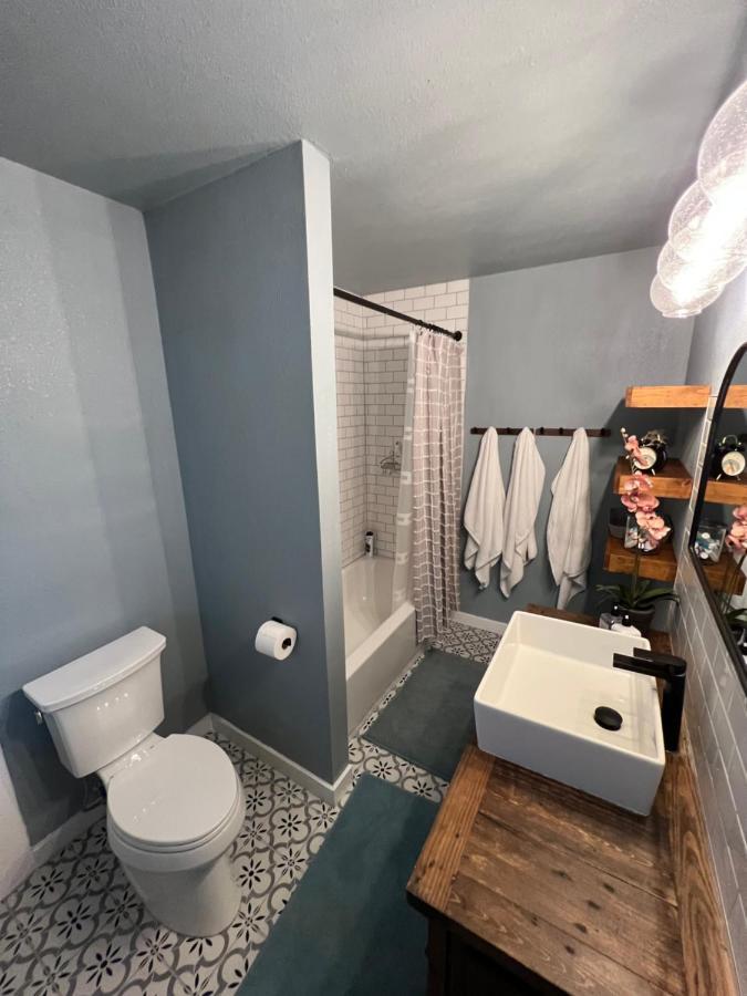 Downtown Williams, Walk Everywhere, Remodeled Exterior photo