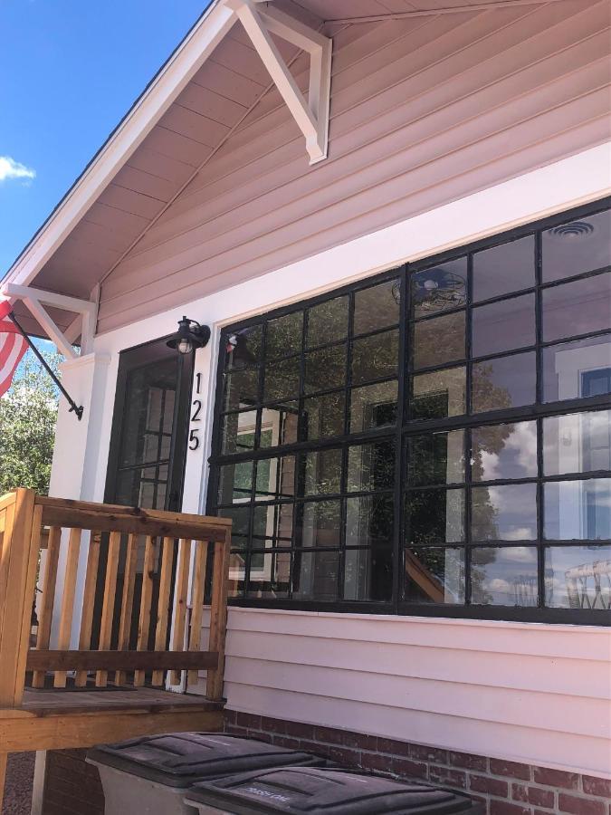 Downtown Williams, Walk Everywhere, Remodeled Exterior photo